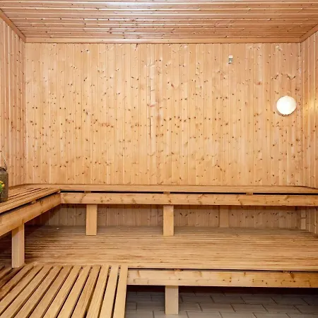 For 6 Guests With Loft, شقة