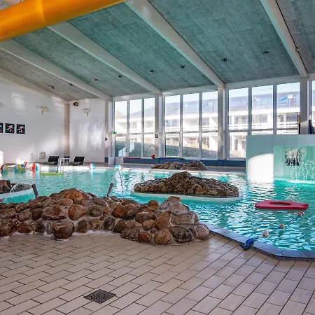 شقة For 6 Guests With Loft, *