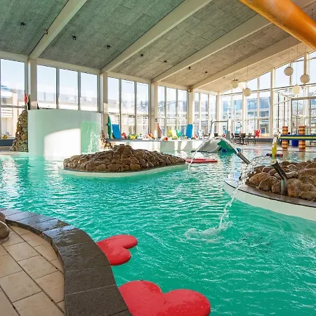 דירה For 6 Guests With Loft, *