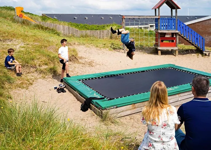 Apartament For 6 Guests With Loft, Ringkøbing